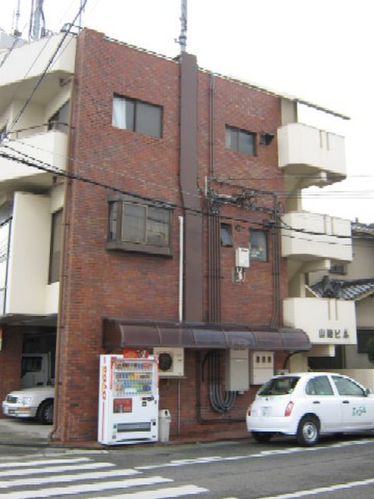 山崎ビル(401)