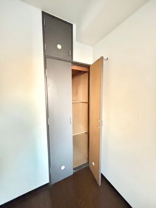 物件内観写真13　(収納)