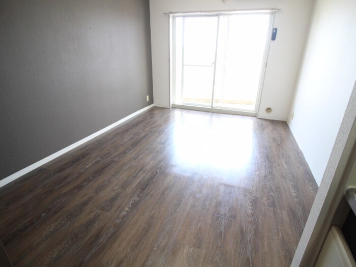 物件内観写真8　(内観写真)