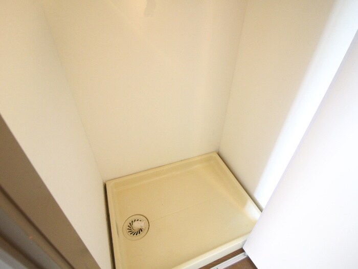 物件内観写真21　(洗濯機置場)