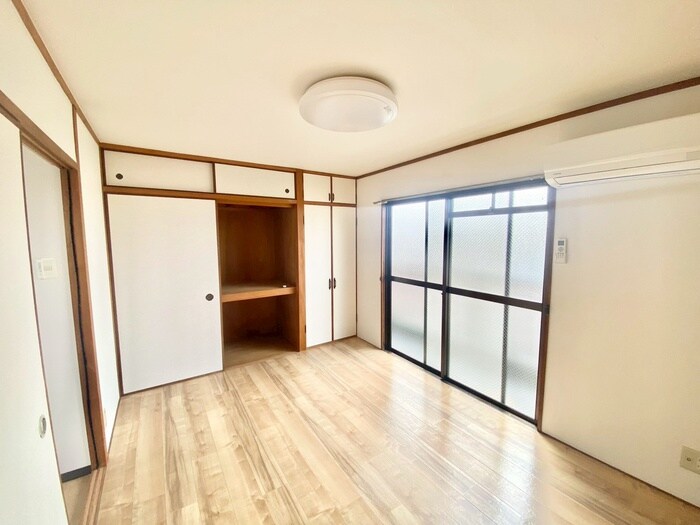 物件内観写真7　(居室)