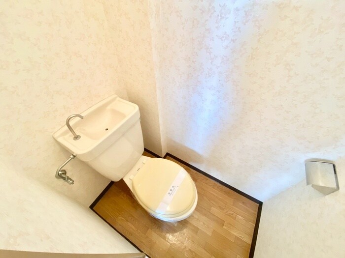 物件内観写真12　(トイレ)