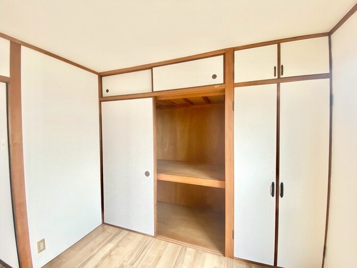物件内観写真13　(収納)