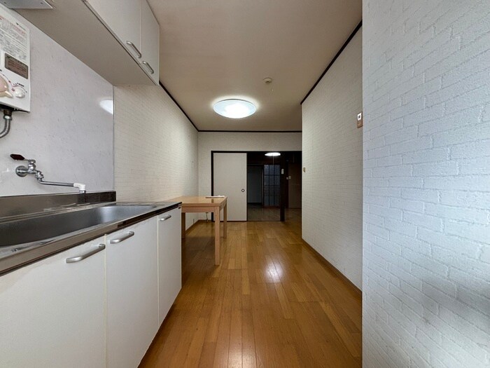 物件内観写真5　(居室)