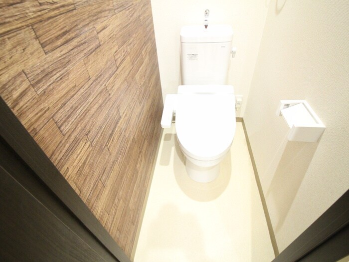 物件内観写真12　(トイレ)
