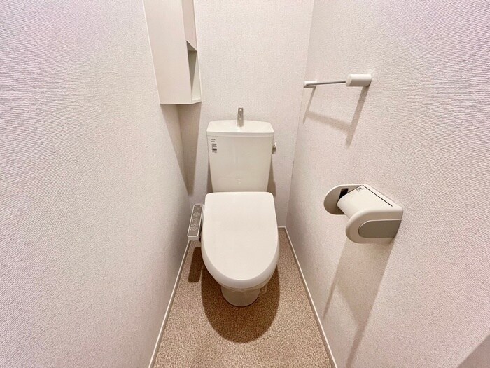 物件内観写真15　(トイレ)