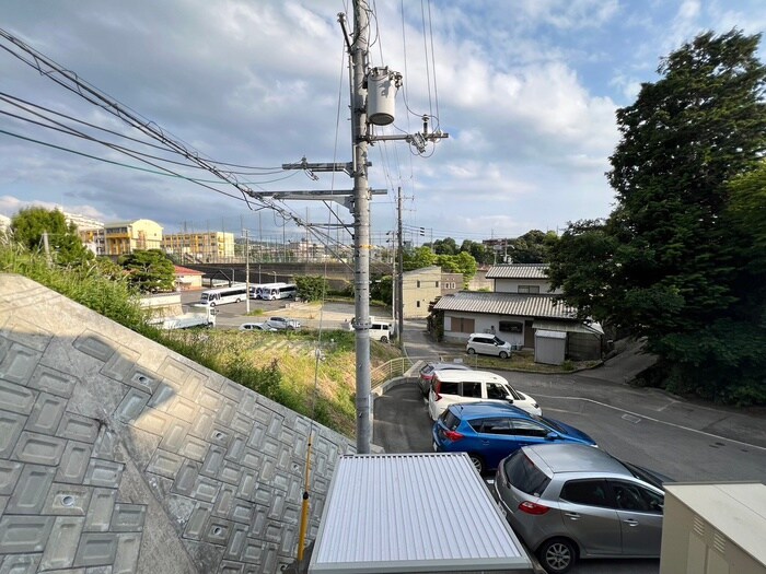 物件内観写真16　(室内からの展望)