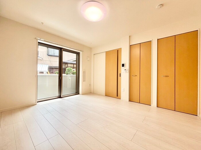 物件内観写真3　(居室)