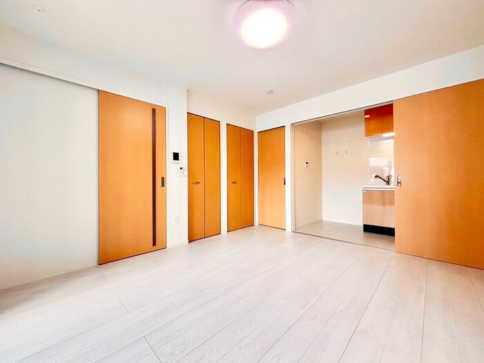 物件内観写真6　(居室)