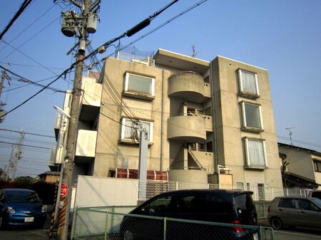 センチュリーロイヤル箕面外観写真
