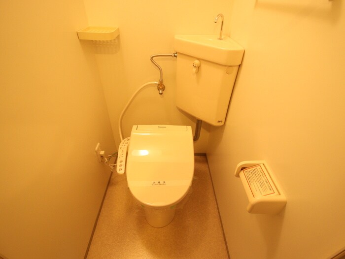 物件内観写真14　(トイレ)