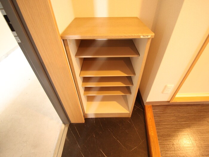 物件内観写真18　(靴箱)