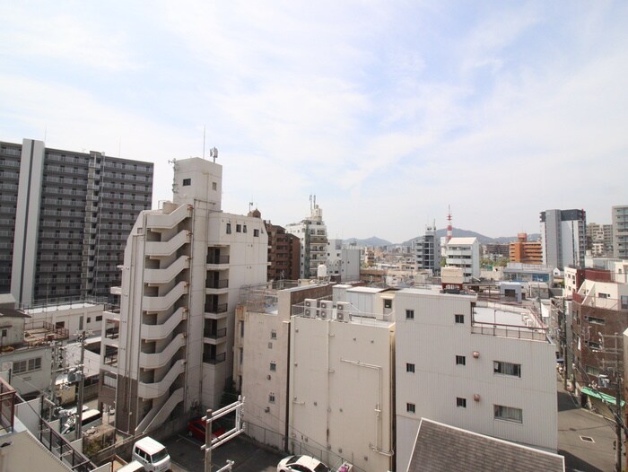 物件内観写真21　(室内からの展望)