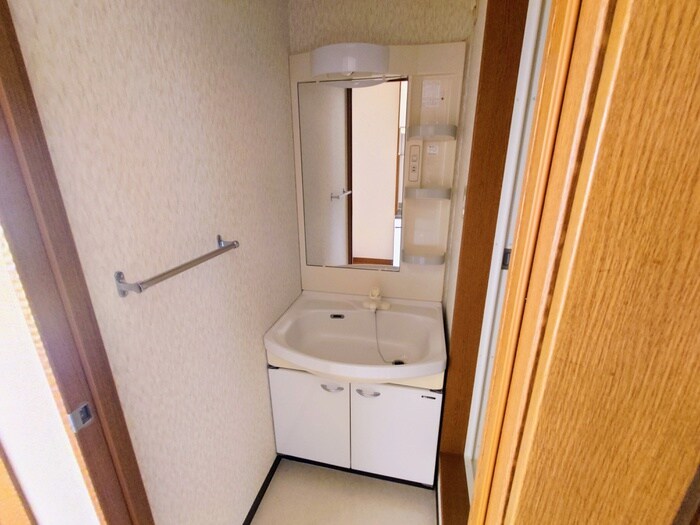 物件内観写真13　(洗面)