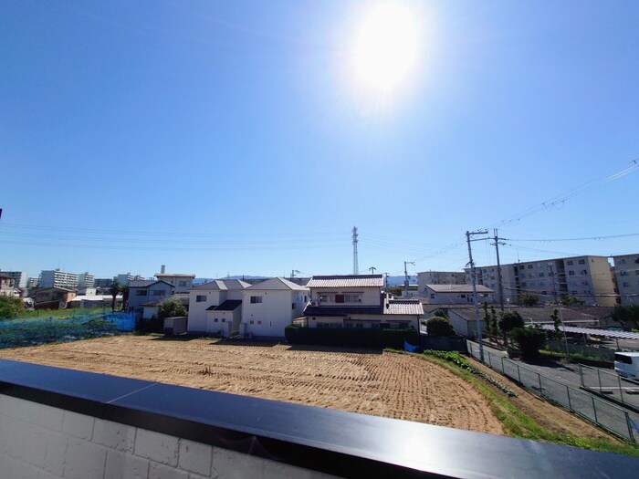 物件内観写真18　(室内からの展望)