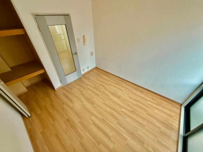 物件内観写真13　(居室)