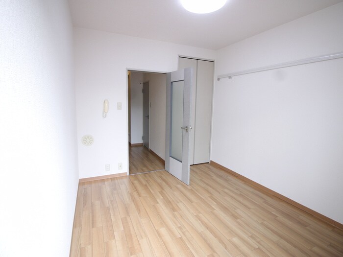 物件内観写真21　(居室)