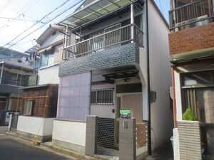 小阪貸家外観写真