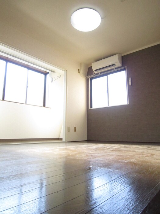 物件内観写真21　(居室)