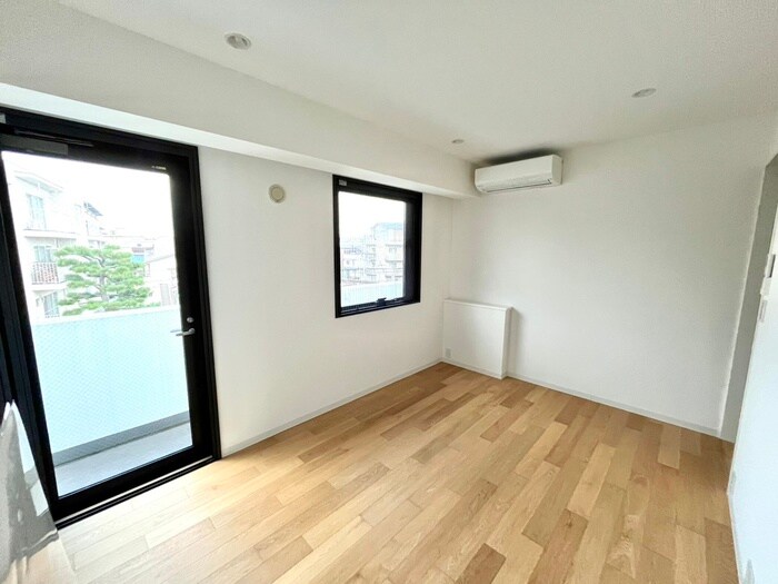 物件内観写真10　(居室)