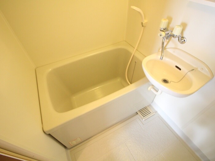 物件内観写真12　(バス／シャワールーム等)