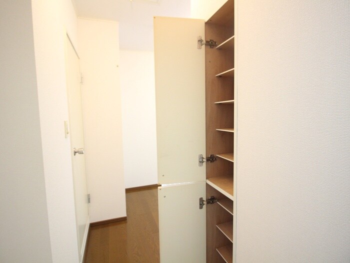 物件内観写真20　(靴箱)