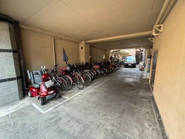 駐輪場
