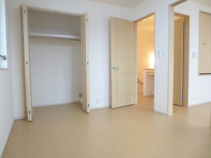 物件内観写真8　(居室)