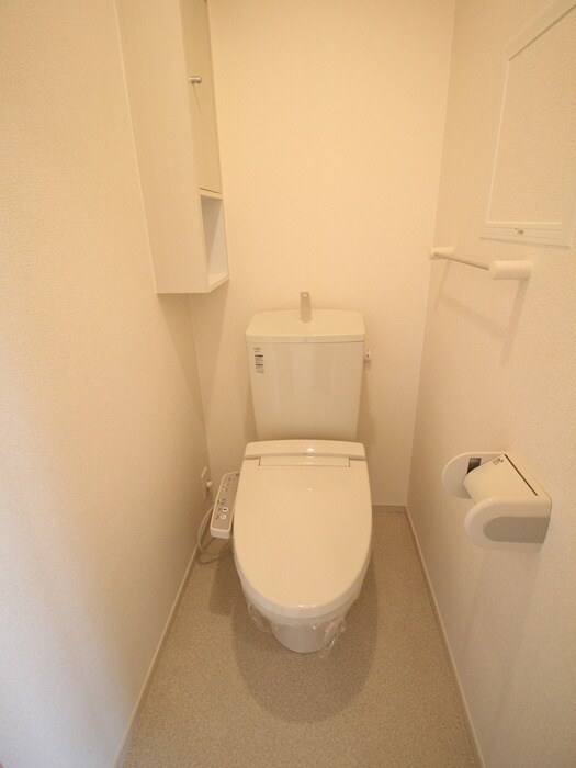 物件内観写真10　(トイレ)