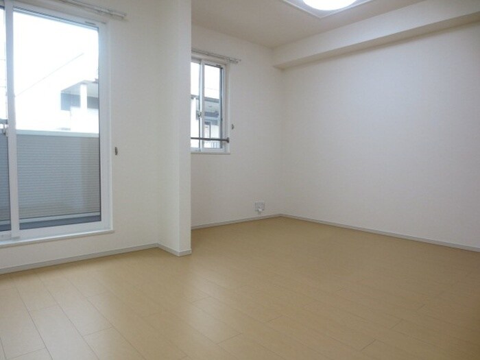 物件内観写真12　(居室)