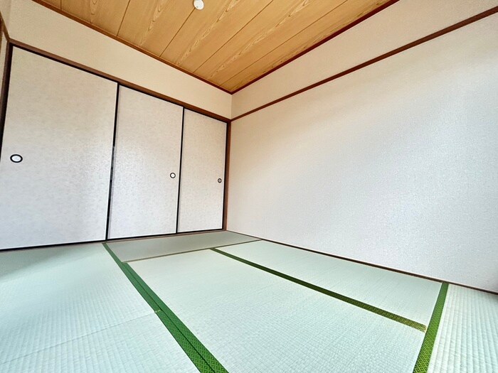 物件内観写真12　(居室)