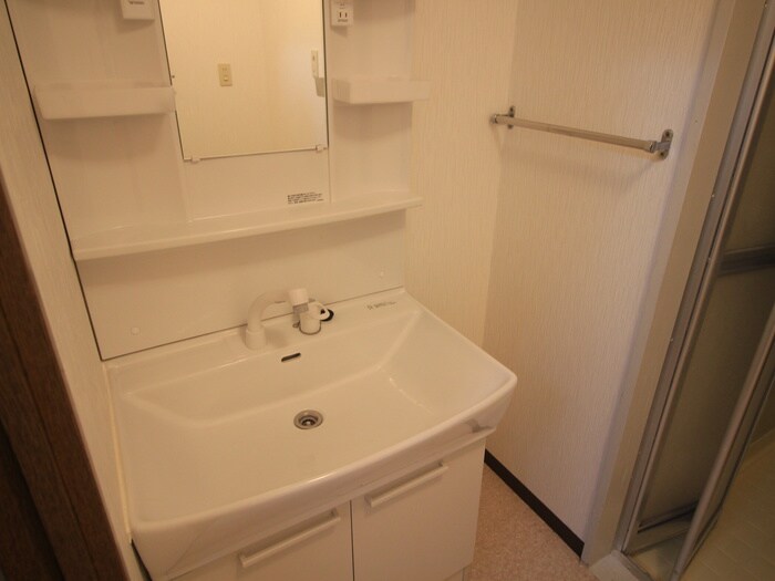 物件内観写真17　(洗面)