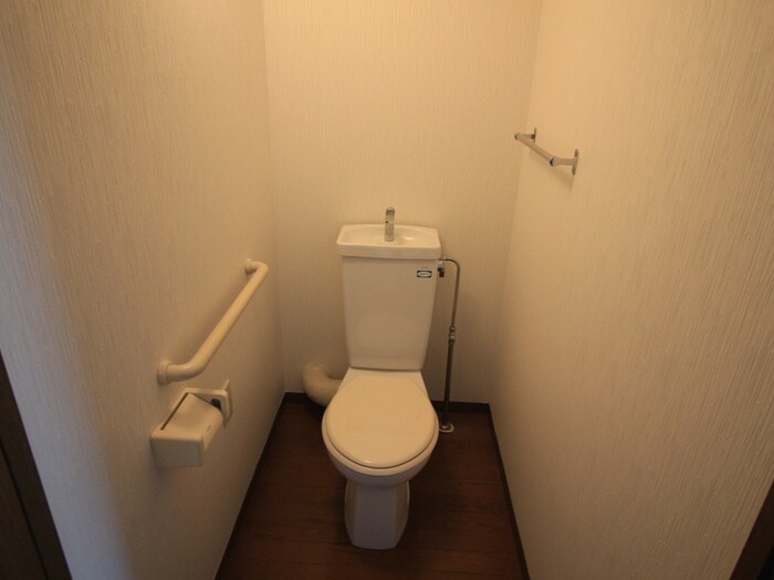 物件内観写真19　(トイレ)