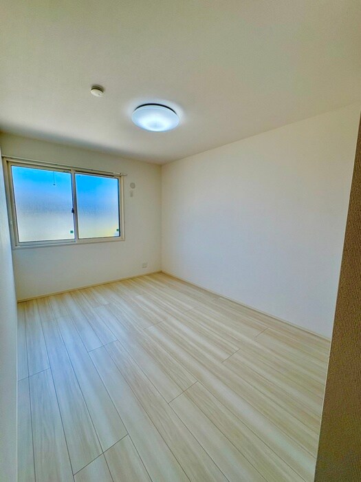 物件内観写真11　(居室)