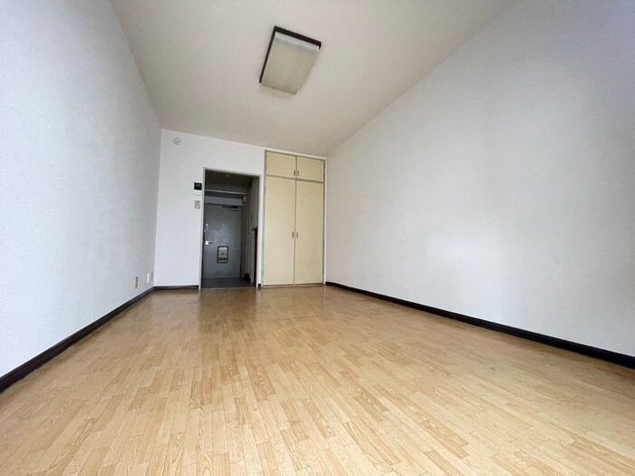 物件内観写真12　(室内からの展望)