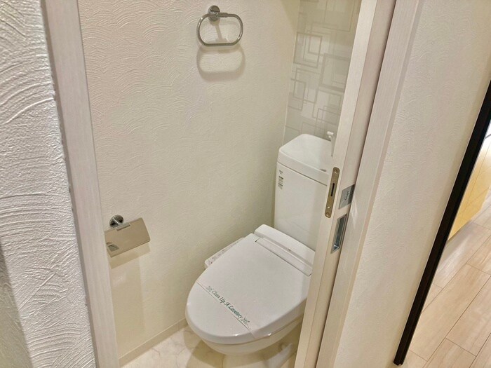 物件内観写真9　(トイレ)