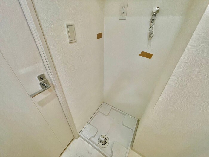 物件内観写真20　(洗濯機置場)