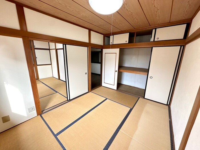 物件内観写真13　(居室)