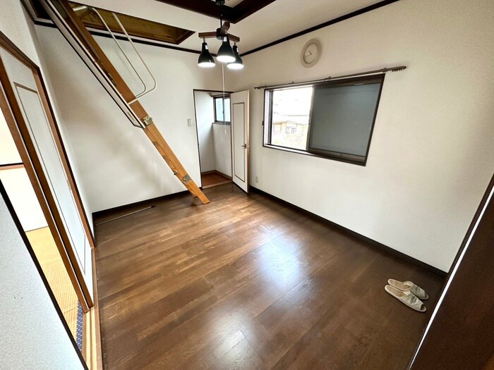 物件内観写真16　(居室)