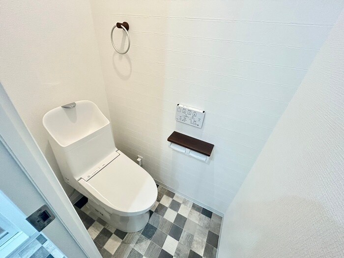 物件内観写真11　(トイレ)