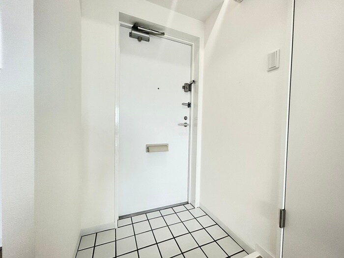 物件内観写真19　(玄関)