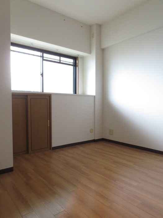 物件内観写真11　(居室)