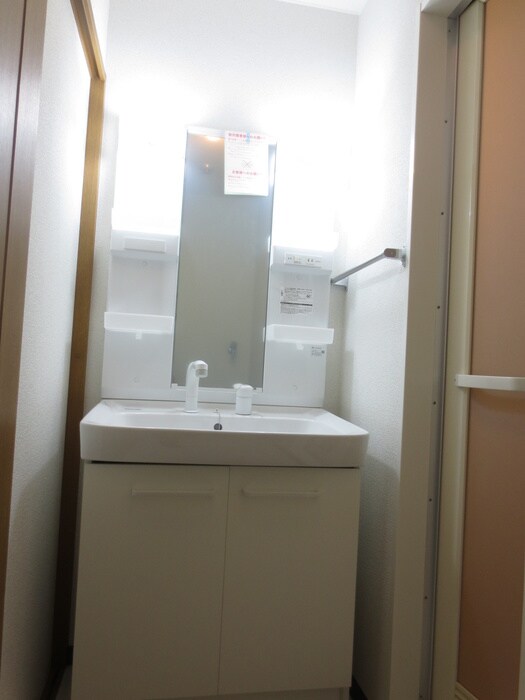 物件内観写真15　(洗面)