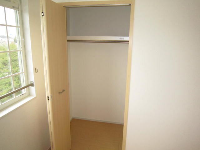 物件内観写真11　(収納)
