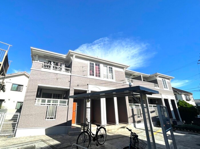 物件外観写真1　(外観写真)