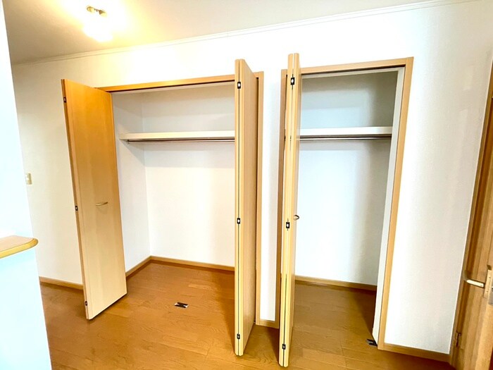 物件内観写真15　(収納)