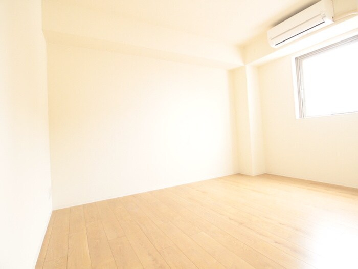 物件内観写真15　(居室)