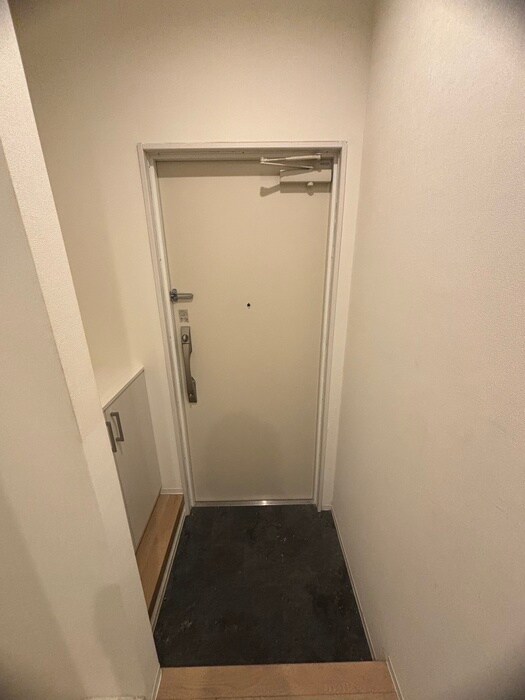 物件内観写真19　(玄関)