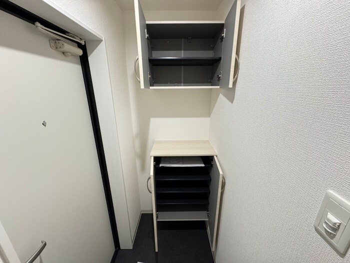 物件内観写真16　(靴箱)