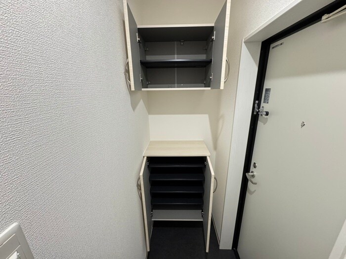 物件内観写真16　(靴箱)